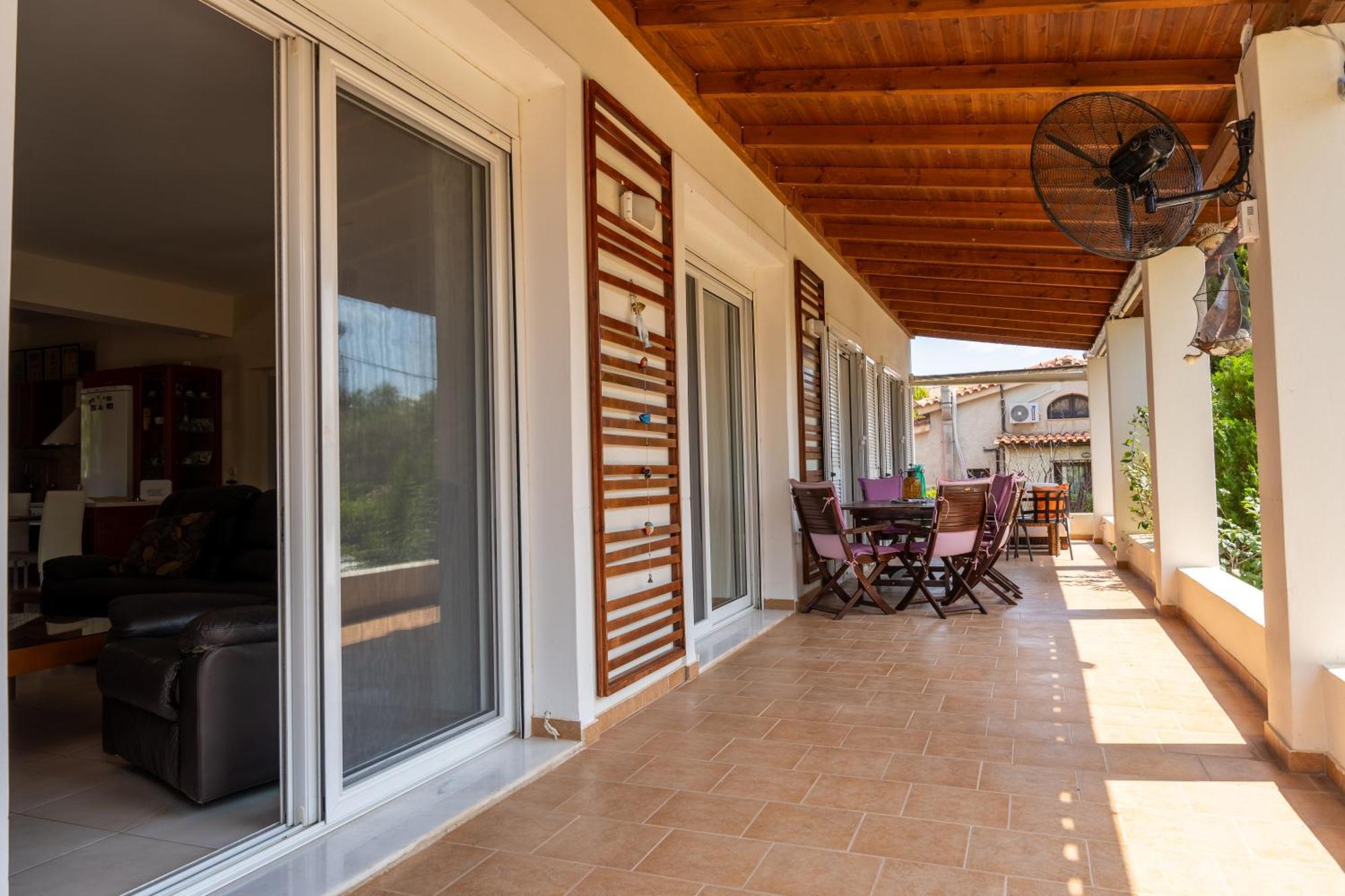 Beautiful Summer Villa In Chalkoutsi Khalkoutsion ภายนอก รูปภาพ